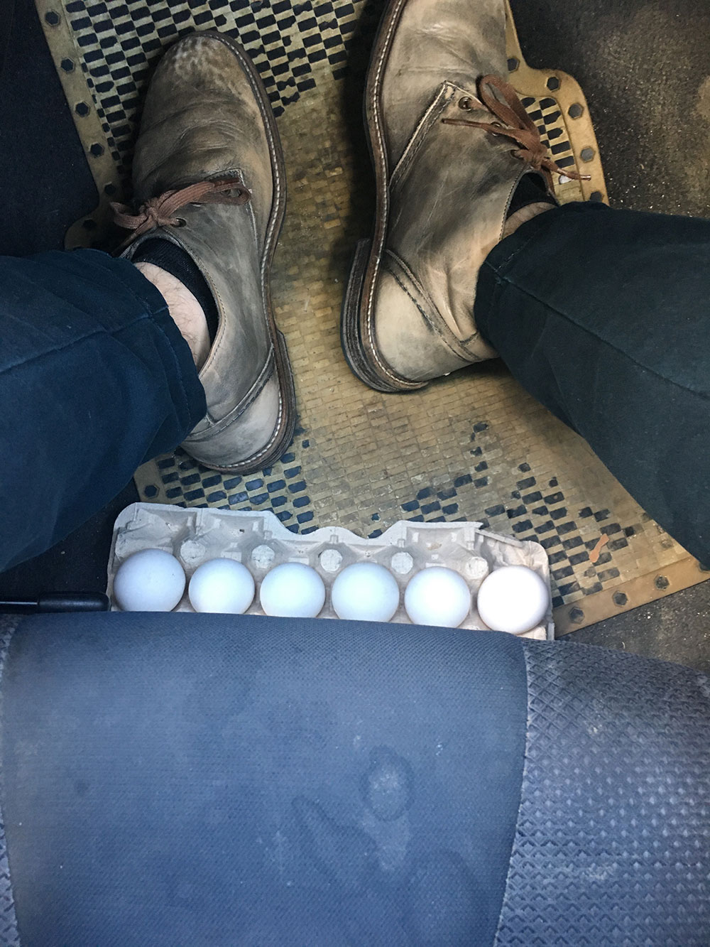 Eggs in taxi